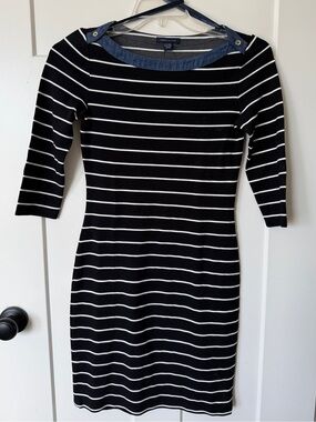 New NWT Tommy Hilfiger Black w White Stripes Midi stretch chambray trim XS